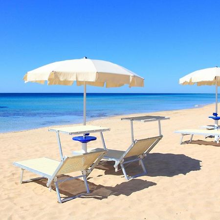 Hotel Beach Salento Marina Di Pescoluse Ngoại thất bức ảnh