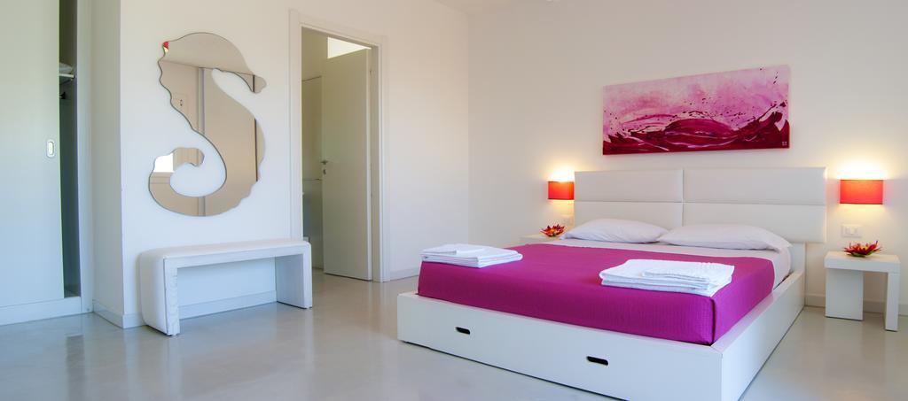 Hotel Beach Salento Marina Di Pescoluse Ngoại thất bức ảnh