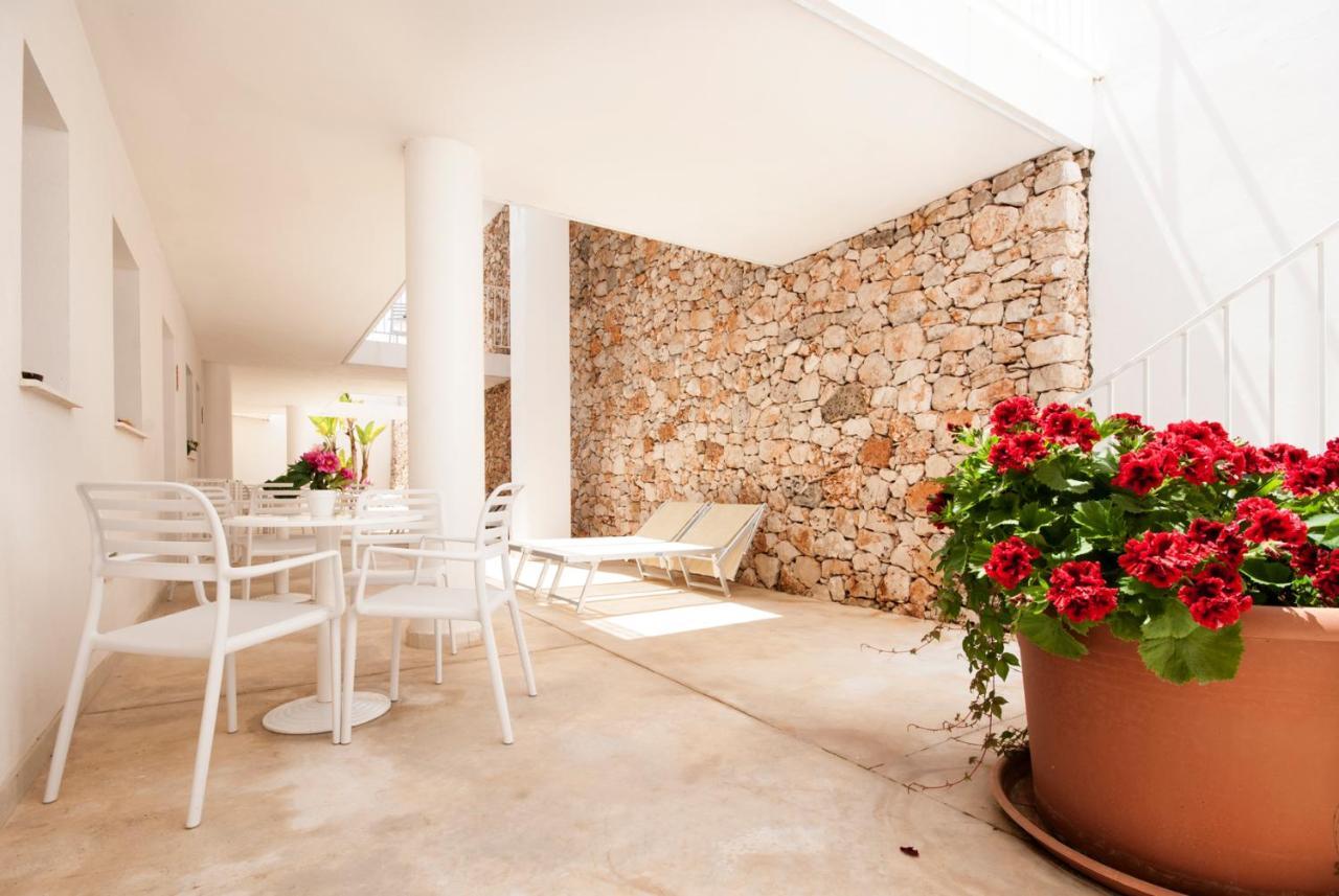 Hotel Beach Salento Marina Di Pescoluse Ngoại thất bức ảnh