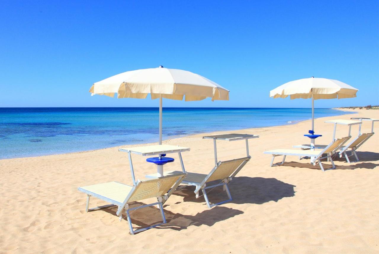Hotel Beach Salento Marina Di Pescoluse Ngoại thất bức ảnh