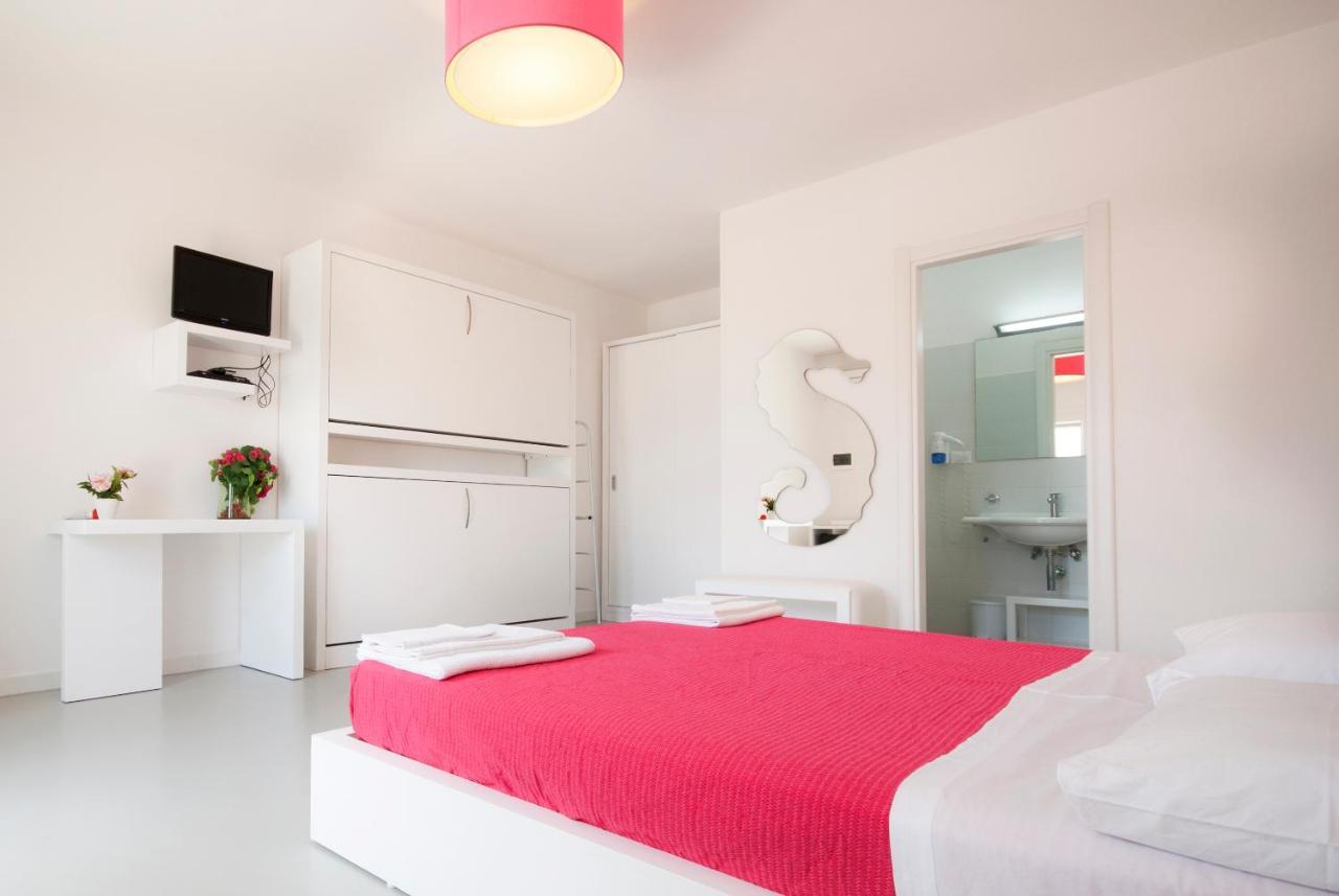 Hotel Beach Salento Marina Di Pescoluse Ngoại thất bức ảnh